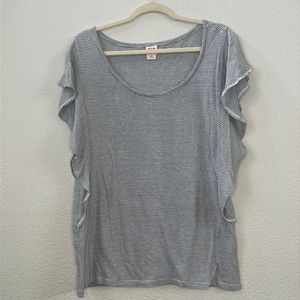 Mossimo striped top size xxl ptp 23”